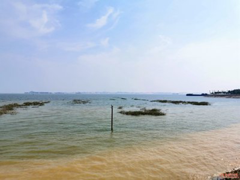 我國較大淡水湖鄱陽湖水位持續(xù)上漲，鄱陽湖拉起緊急警戒線