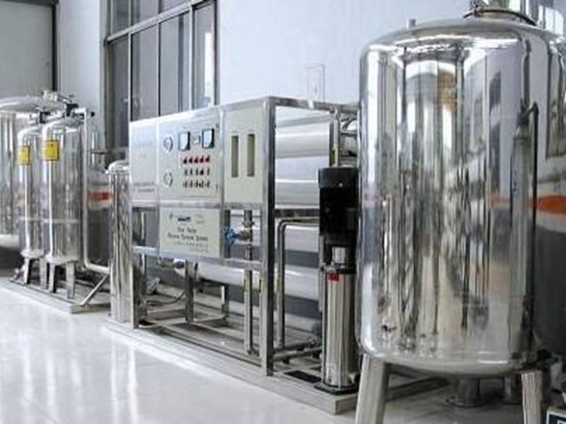 去離子水機械設備生產(chǎn)制造凈水器的疑難問題有哪些？